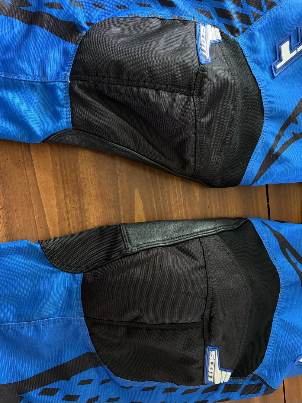 Kids Bottoms Subcategory Classification - Picture 3 of 13